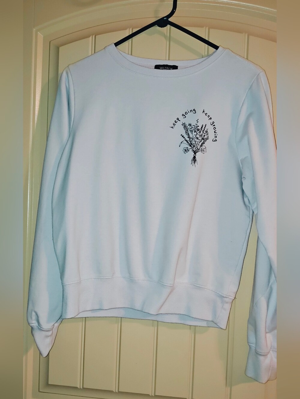 WILDFOX Keep Going Growing Sweatshirt Orchid Purple Pullover Knit Crewneck Sz S